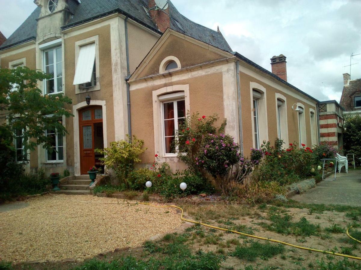 La Roseraie Beaumont-sur-Sarthe Buitenkant foto